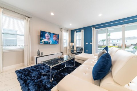 Villa ou maison à louer à Kissimmee, Floride: 5 chambres, 236.9 m2 № 1401364 - photo 12