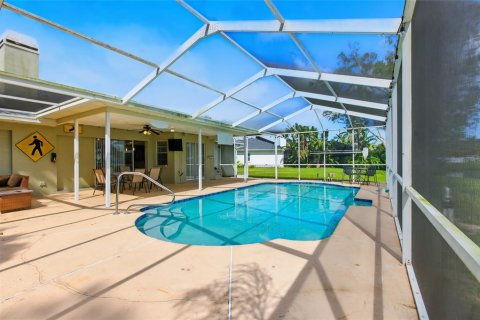 Casa en venta en New Port Richey, Florida, 3 dormitorios, 174.66 m2 № 1918822 - foto 13