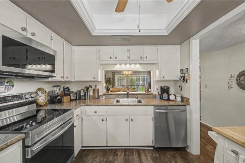 Condo in Clearwater, Florida, 2 bedrooms  № 2329876 - photo 8