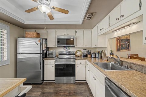 Condo in Clearwater, Florida, 2 bedrooms  № 2329876 - photo 7