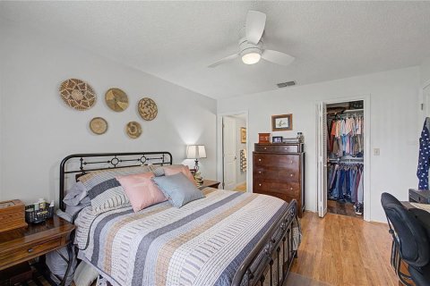 Condo in Clearwater, Florida, 2 bedrooms  № 2329876 - photo 25