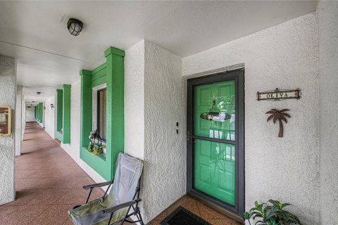 Condo in Clearwater, Florida, 2 bedrooms  № 2329876 - photo 5