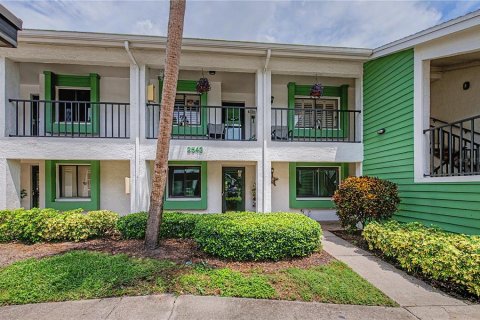 Condo in Clearwater, Florida, 2 bedrooms  № 2329876