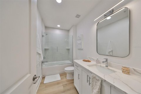 Condominio en alquiler en Madeira Beach, Florida, 3 dormitorios, 186.92 m2 № 1446005 - foto 23