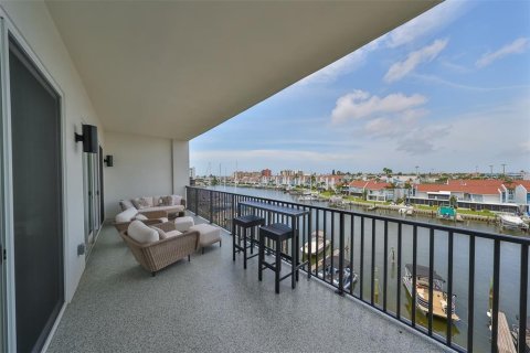 Condominio en alquiler en Madeira Beach, Florida, 3 dormitorios, 186.92 m2 № 1446005 - foto 30