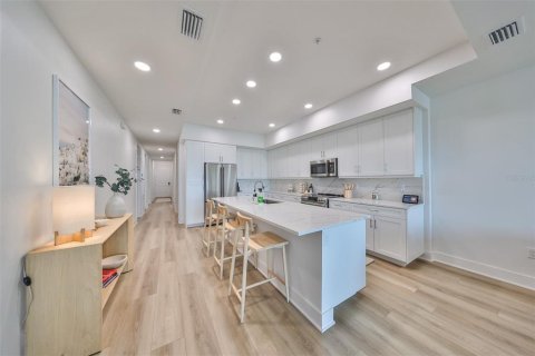 Condominio en alquiler en Madeira Beach, Florida, 3 dormitorios, 186.92 m2 № 1446005 - foto 11