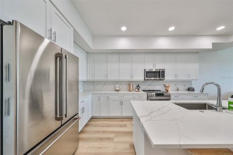 Condominio en alquiler en Madeira Beach, Florida, 3 dormitorios, 186.92 m2 № 1446005 - foto 14
