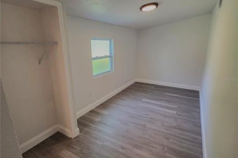 Casa en venta en Winter Haven, Florida, 4 dormitorios, 85.66 m2 № 1678977 - foto 11