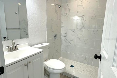 Casa en venta en Winter Haven, Florida, 4 dormitorios, 85.66 m2 № 1678977 - foto 14