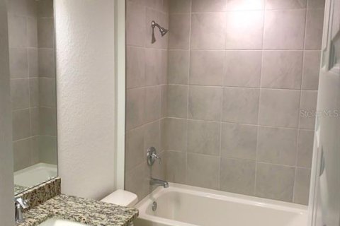 Снять в аренду виллу или дом в Порт-Шарлотт, Флорида 4 комнаты, 169.92м2, № 1846778 - фото 18