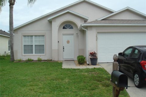 Casa en Clermont, Florida 5 dormitorios, 155.15 m2 № 2106890
