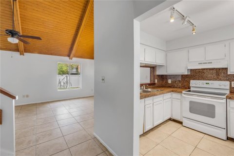 Townhouse in Sanford, Florida 3 bedrooms, 142.42 sq.m. № 1823216 - photo 5