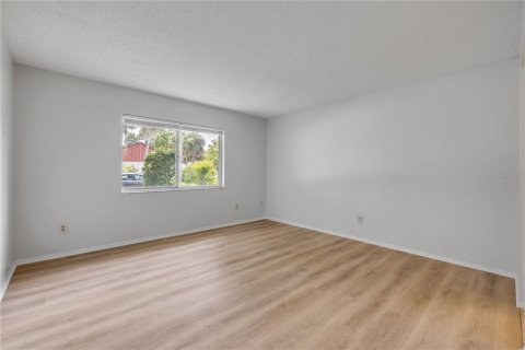 Townhouse in Sanford, Florida 3 bedrooms, 142.42 sq.m. № 1823216 - photo 19