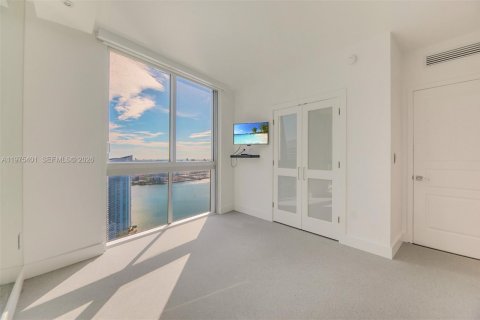 Copropriété à vendre à Miami, Floride: 3 chambres, 169.55 m2 № 2091255 - photo 29