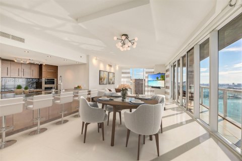 Copropriété à vendre à Miami, Floride: 3 chambres, 169.55 m2 № 2091255 - photo 3