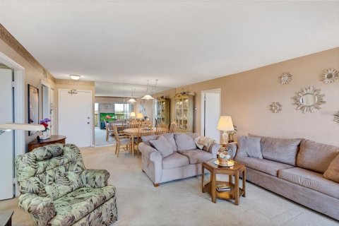Condo in Clearwater, Florida, 2 bedrooms  № 1909811 - photo 13