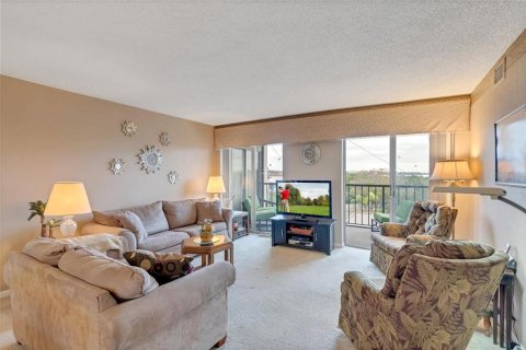 Condo in Clearwater, Florida, 2 bedrooms  № 1909811 - photo 10