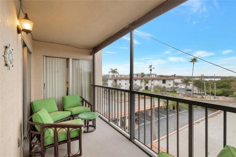 Condo in Clearwater, Florida, 2 bedrooms  № 1909811 - photo 22