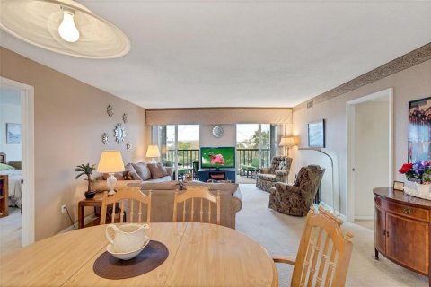 Condo in Clearwater, Florida, 2 bedrooms  № 1909811 - photo 12