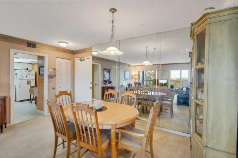 Condo in Clearwater, Florida, 2 bedrooms  № 1909811 - photo 8