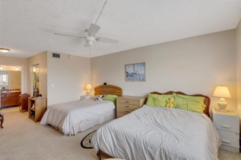 Condo in Clearwater, Florida, 2 bedrooms  № 1909811 - photo 20