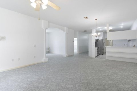 Casa en venta en Inverness, Florida, 2 dormitorios, 147.53 m2 № 1914357 - foto 11
