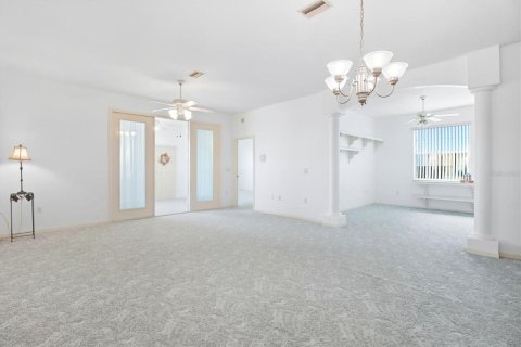 Villa ou maison à vendre à Inverness, Floride: 2 chambres, 147.53 m2 № 1914357 - photo 13