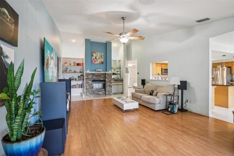 House in Tampa, Florida 3 bedrooms, 289.11 sq.m. № 1785438 - photo 6