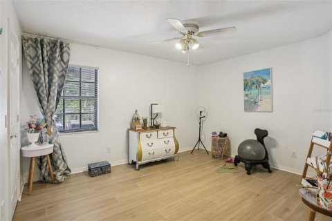 House in Tampa, Florida 3 bedrooms, 289.11 sq.m. № 1785438 - photo 22
