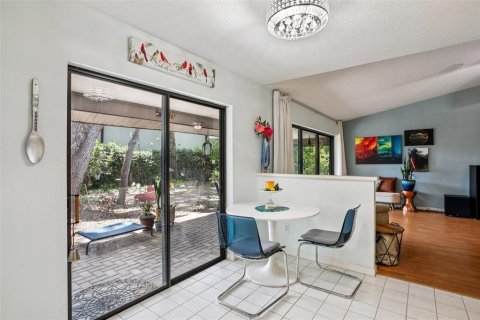 House in Tampa, Florida 3 bedrooms, 289.11 sq.m. № 1785438 - photo 27
