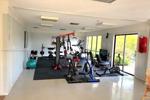 Condo in Dania Beach, Florida, 3 bedrooms  № 1842497 - photo 29