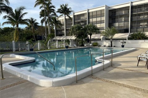 Condo in Dania Beach, Florida, 3 bedrooms  № 1842497 - photo 25