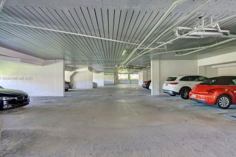 Condo in Dania Beach, Florida, 3 bedrooms  № 1842497 - photo 30