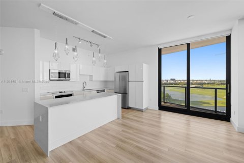 Снять в аренду квартиру в Халландейл-Бич, Флорида 2 спальни, 137.77м2, № 1975780 - фото 4