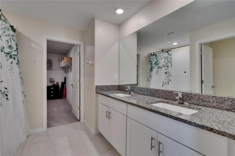 House in Riverview, Florida 4 bedrooms, 244.8 sq.m. № 1636819 - photo 26