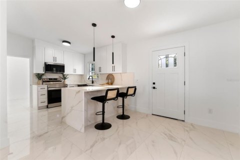 Villa ou maison à vendre à Winter Park, Floride: 4 chambres, 201.6 m2 № 1541929 - photo 6