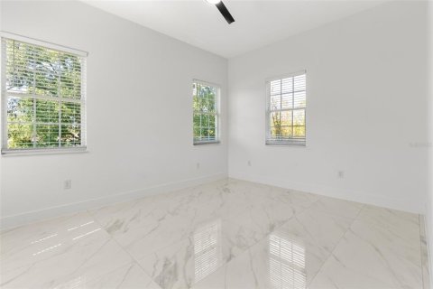 Villa ou maison à vendre à Winter Park, Floride: 4 chambres, 201.6 m2 № 1541929 - photo 21