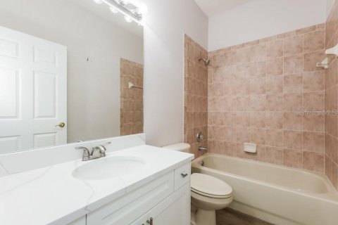Villa ou maison à vendre à Largo, Floride: 3 chambres, 159.98 m2 № 1914741 - photo 13
