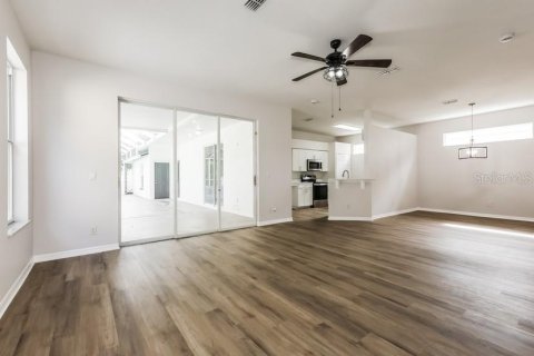 Villa ou maison à vendre à Largo, Floride: 3 chambres, 159.98 m2 № 1914741 - photo 3