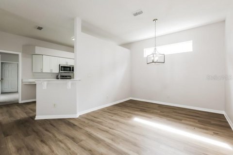 Villa ou maison à vendre à Largo, Floride: 3 chambres, 159.98 m2 № 1914741 - photo 5