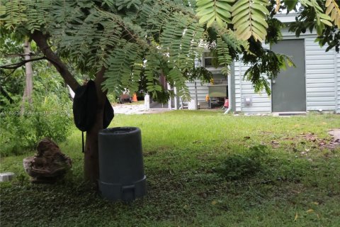 House in Greenacres, Florida 2 bedrooms, 89.19 sq.m. № 1823700 - photo 13