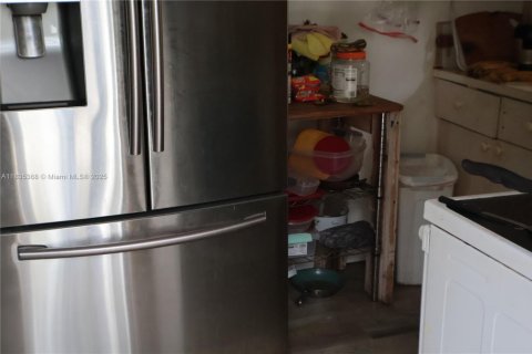 House in Greenacres, Florida 2 bedrooms, 89.19 sq.m. № 1823700 - photo 25