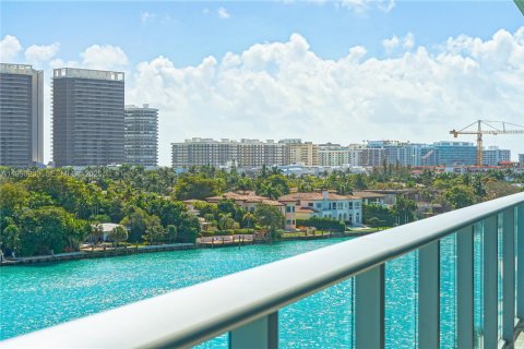 Купить кондоминиум в Бей-Харбор-Айлендс, Флорида 4 спальни, 199.74м2, № 2056962 - фото 8