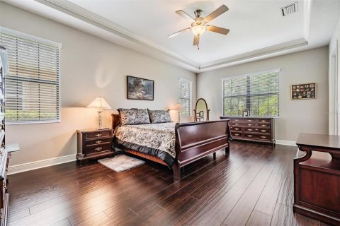 House in Wesley Chapel, Florida 4 bedrooms, 294.31 sq.m. № 1684604 - photo 14