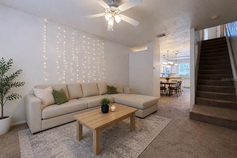 Condo in Gainesville, Florida, 2 bedrooms № 2238640 - photo 2