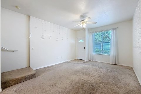 Condo in Gainesville, Florida, 2 bedrooms № 2238640 - photo 4