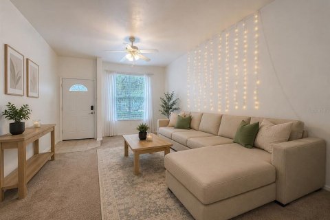 Condo in Gainesville, Florida, 2 bedrooms № 2238640 - photo 3