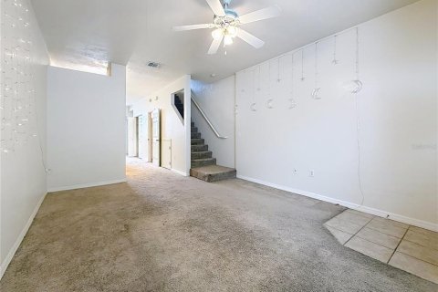 Condo in Gainesville, Florida, 2 bedrooms № 2238640 - photo 5