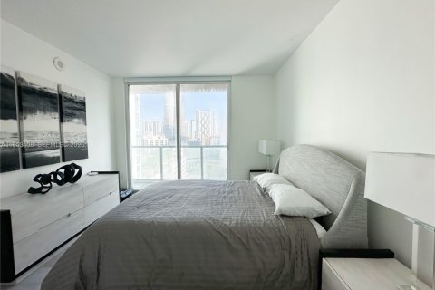 Снять в аренду кондоминиум в Майами, Флорида 2 спальни, 104.33м2, № 2007860 - фото 14