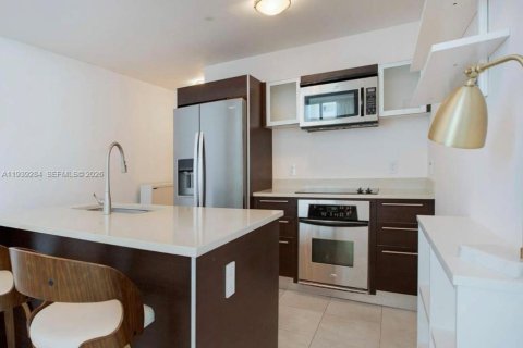 Copropriété à louer à Miami, Floride: 1 chambre, 60.48 m2 № 1997654 - photo 13